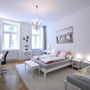 Apartment Cosy 3 Viennese Flat - 10min To Center, Wien